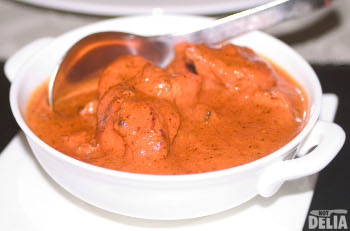 Butter chicken (murgh makhani) in a bowl