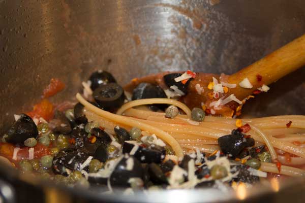 Gousto puttanescsa ingredients cooking in the pot
